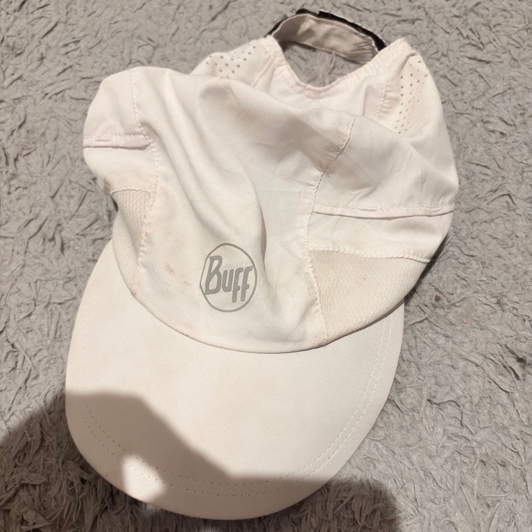 Buff Running Cap Putih