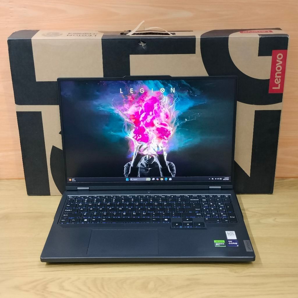 laptop lenovo legion 5 pro intel core i9-14900Hx Nvidia Rtx 4070(8gb) ram 32gb/ssd 1tb Qhd 240Hz