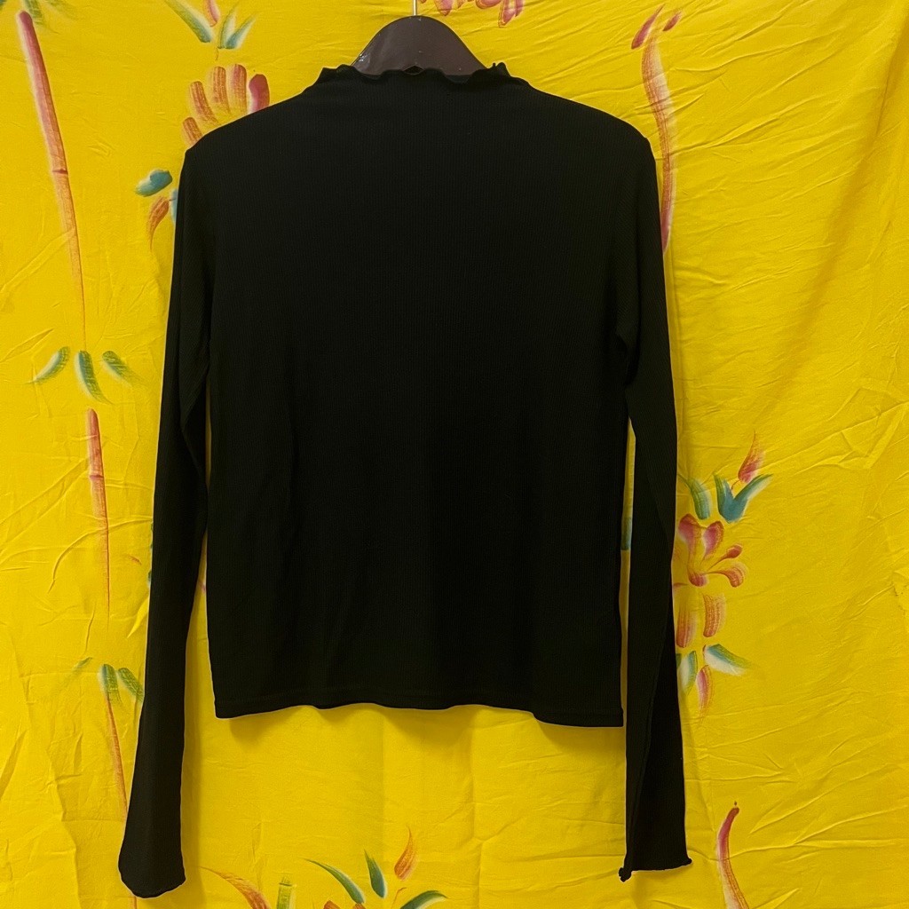 PRELOVED Knit wanita turtle neck rope picnic