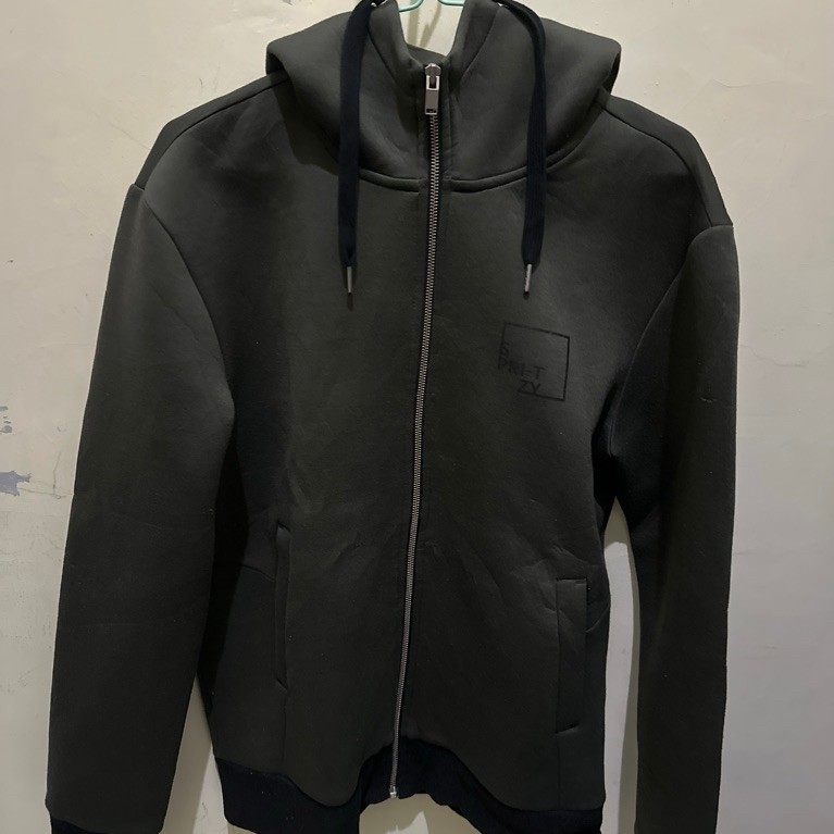 Jaket Hoodie zipper HUM original