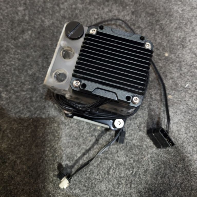 PUMP CPU WATER BLOCK BARROW AMD ONLY