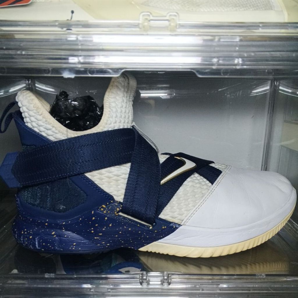 Jual Sepatu Basket Second