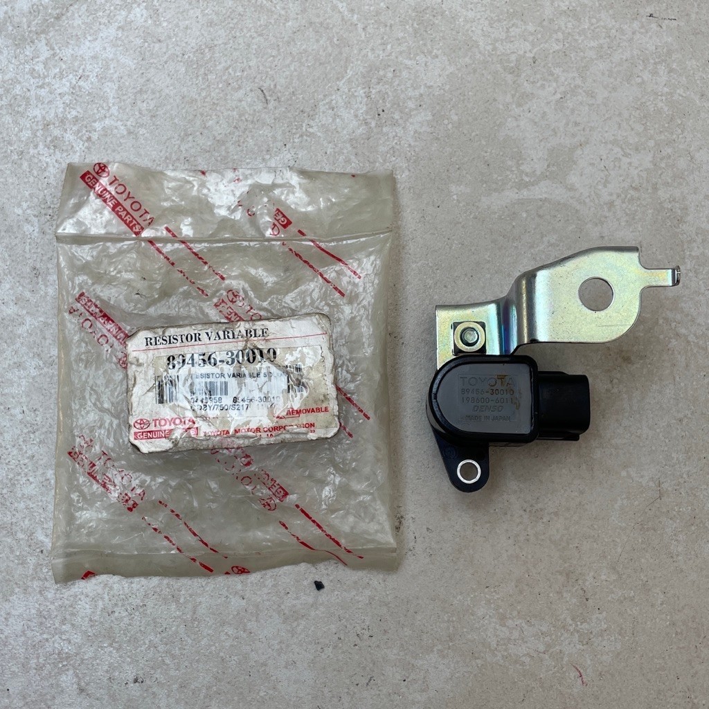 SENSOR VALVE VARIABLE RESISTOR INNOVA FORTUNER AVANZA VIOS YARIS 2004-2018 ORIGINAL TOYOTA 89456-300