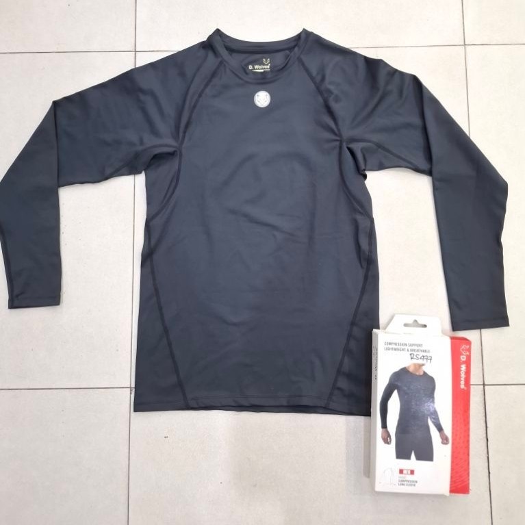 Dick Wolves compression base layer
