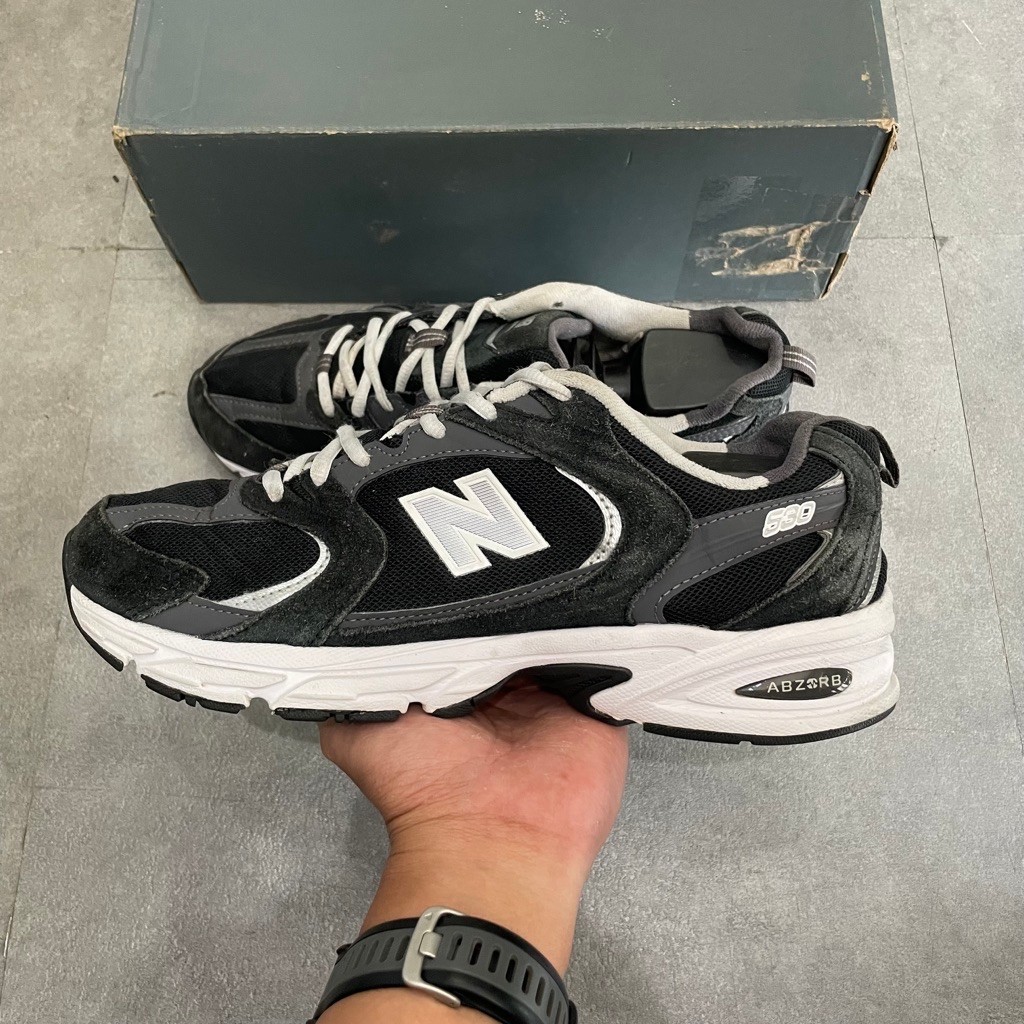 Nb 530 Black White #M1352