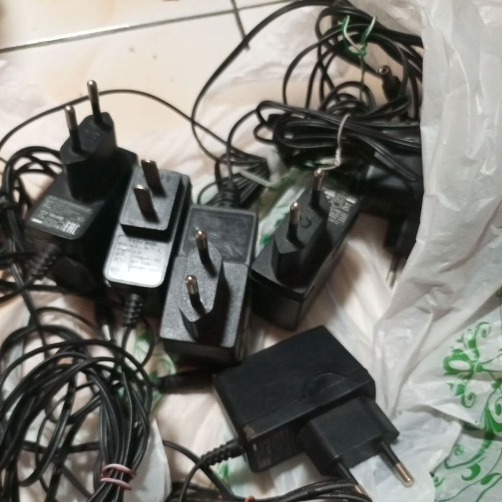 adaptor 9 volt