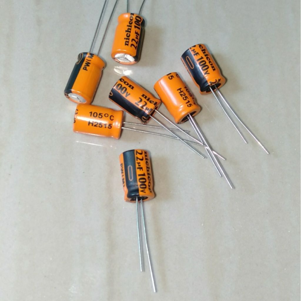 elco 22uf 100 volt bagus
