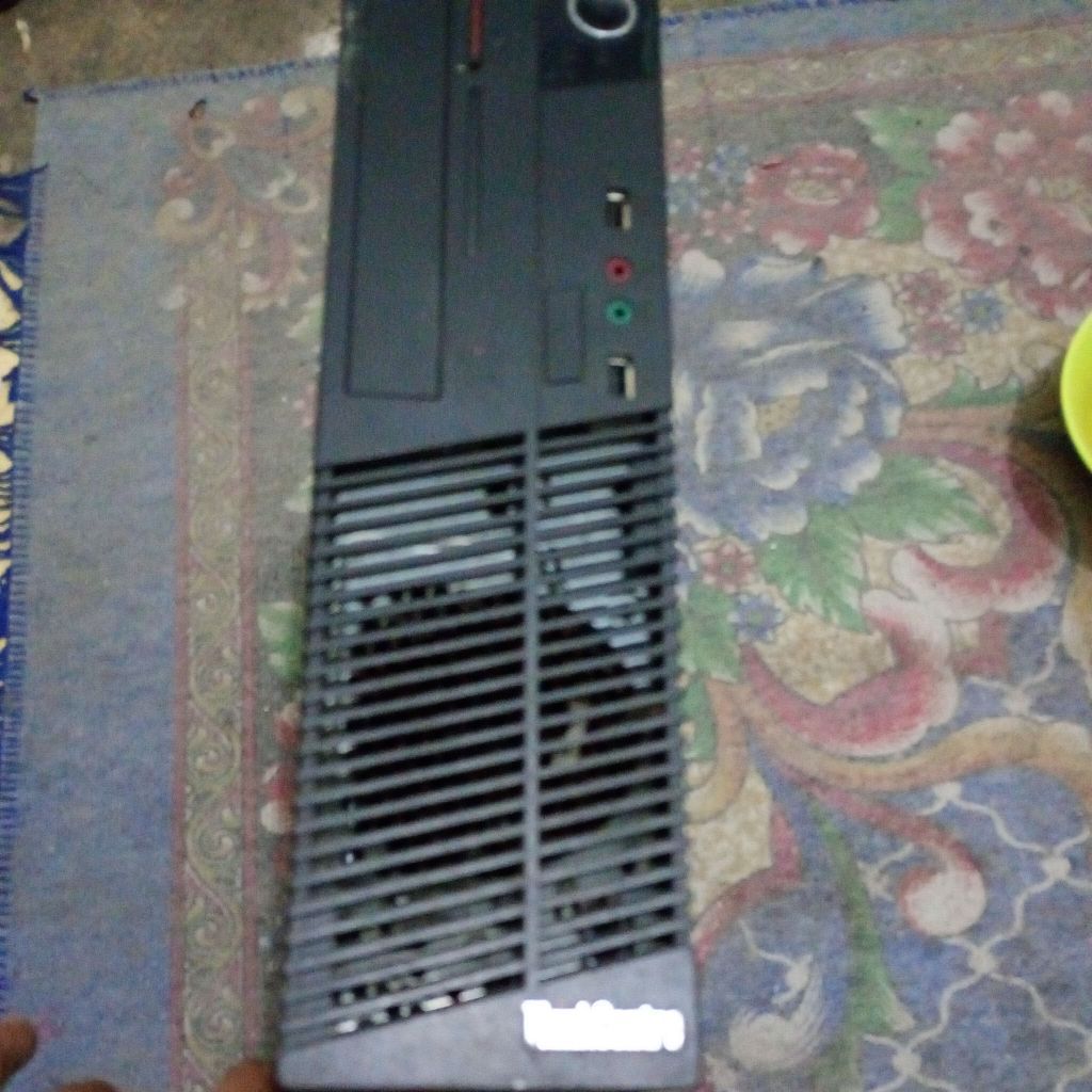 casing cpu Lenovo ThinkCentre Buil up bekas