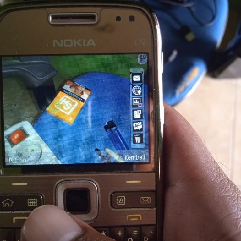 nokia e 72