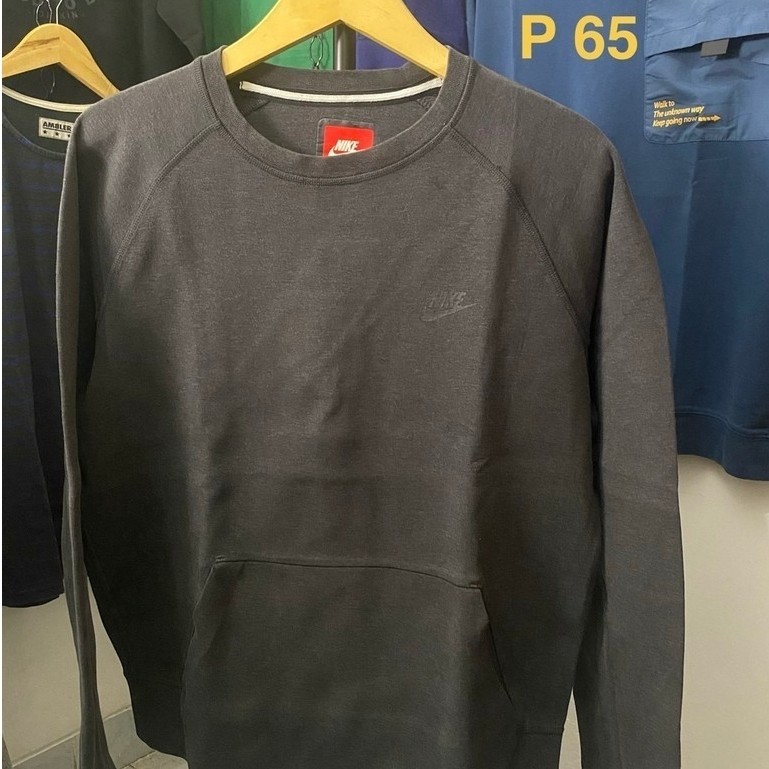 (65x56cm tanpa ditarik) CN Crewneck Sweater Sweatshirt Nike Tech Fleece pocket depan Y2k dark grey