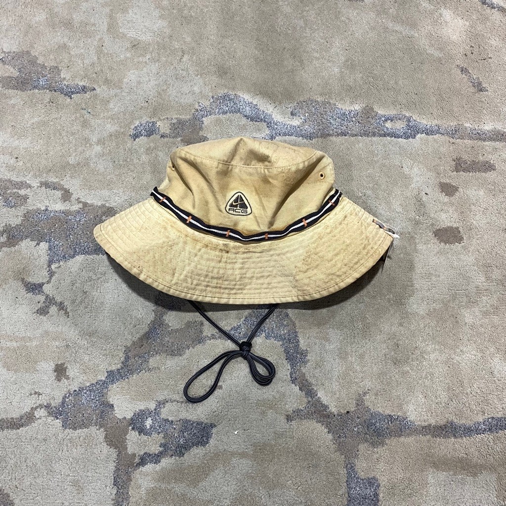 Vintage Nike ACG Bucket Hat