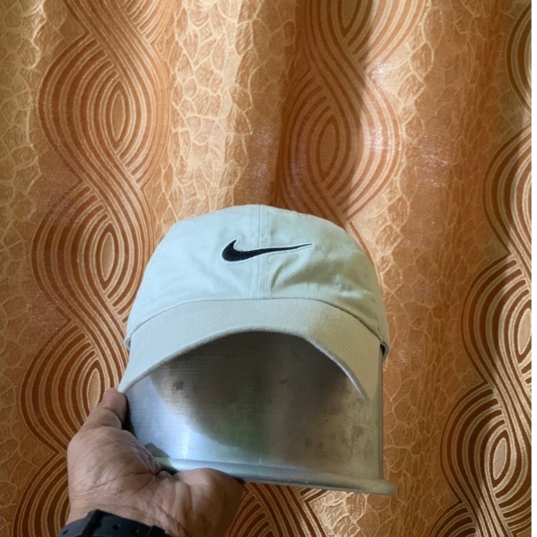 Nike Club Swoosh Cap Light Bone Unstructured