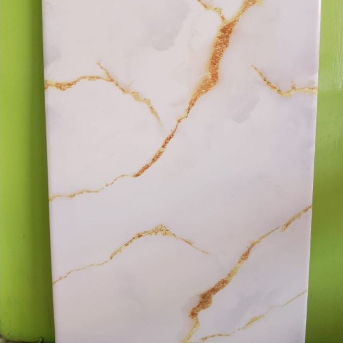 Keramik dinding MULIA 25X40 YURIKA GOLD