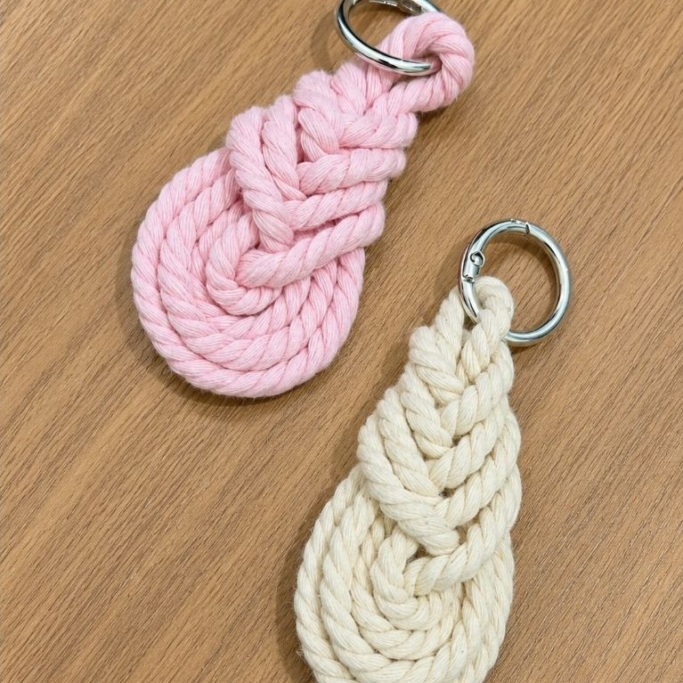keychain macrame / Souvenir
