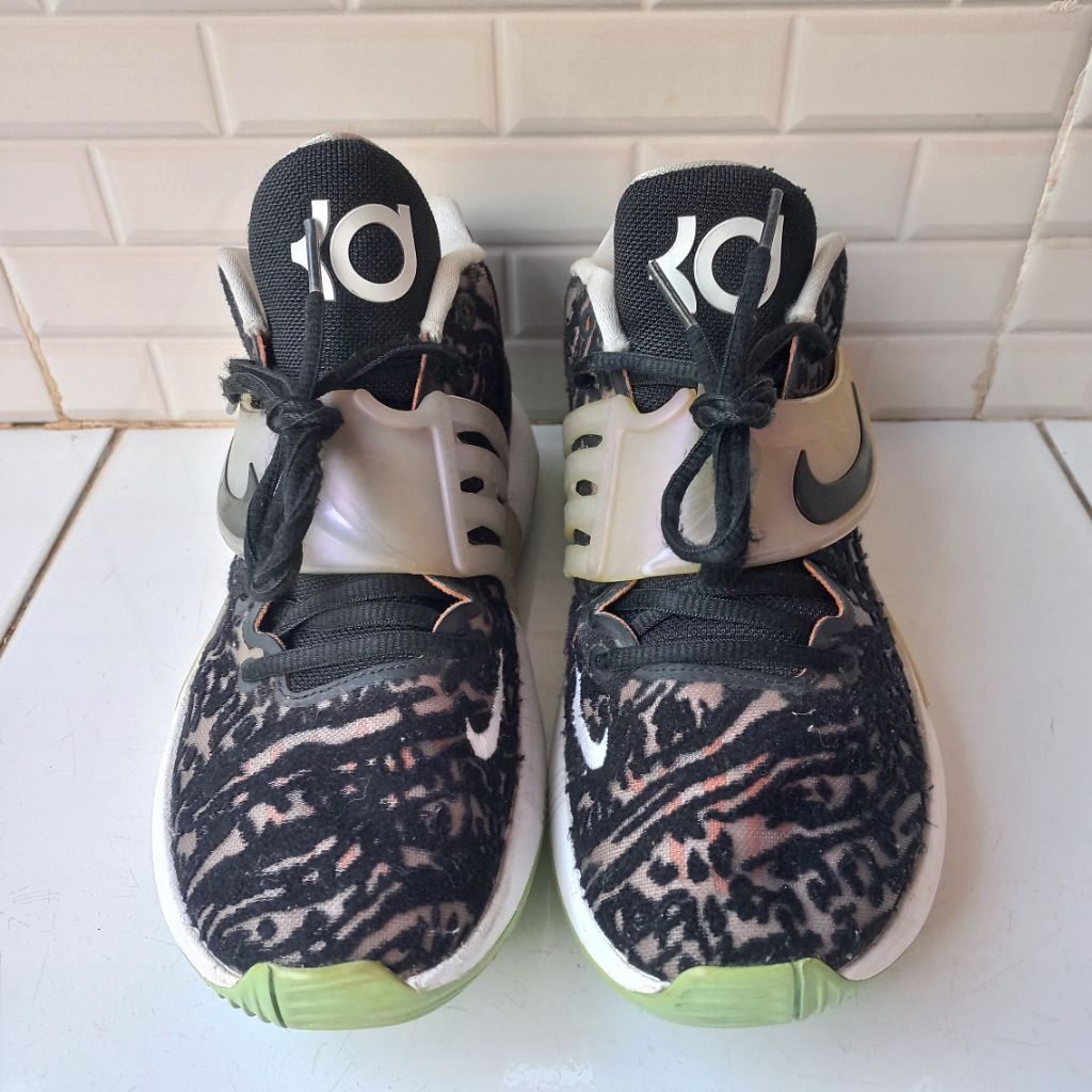 prelioved Nike KD 14 Essential Second Original