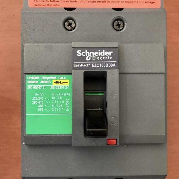 Schneider Nfb Ezc100B3030