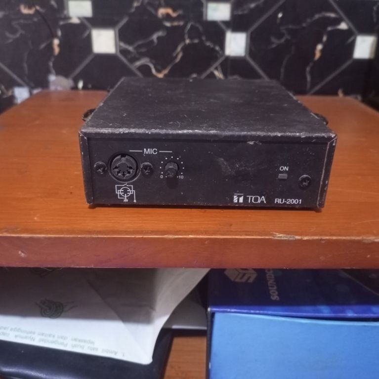 preamp mic toa RU-2001 Japan second