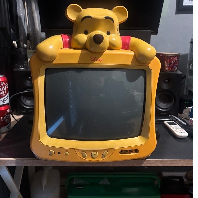 DISNEY TV Winnie The Pooh Tabung Jadul Antik Vintage Kondisi Mati Pajangan