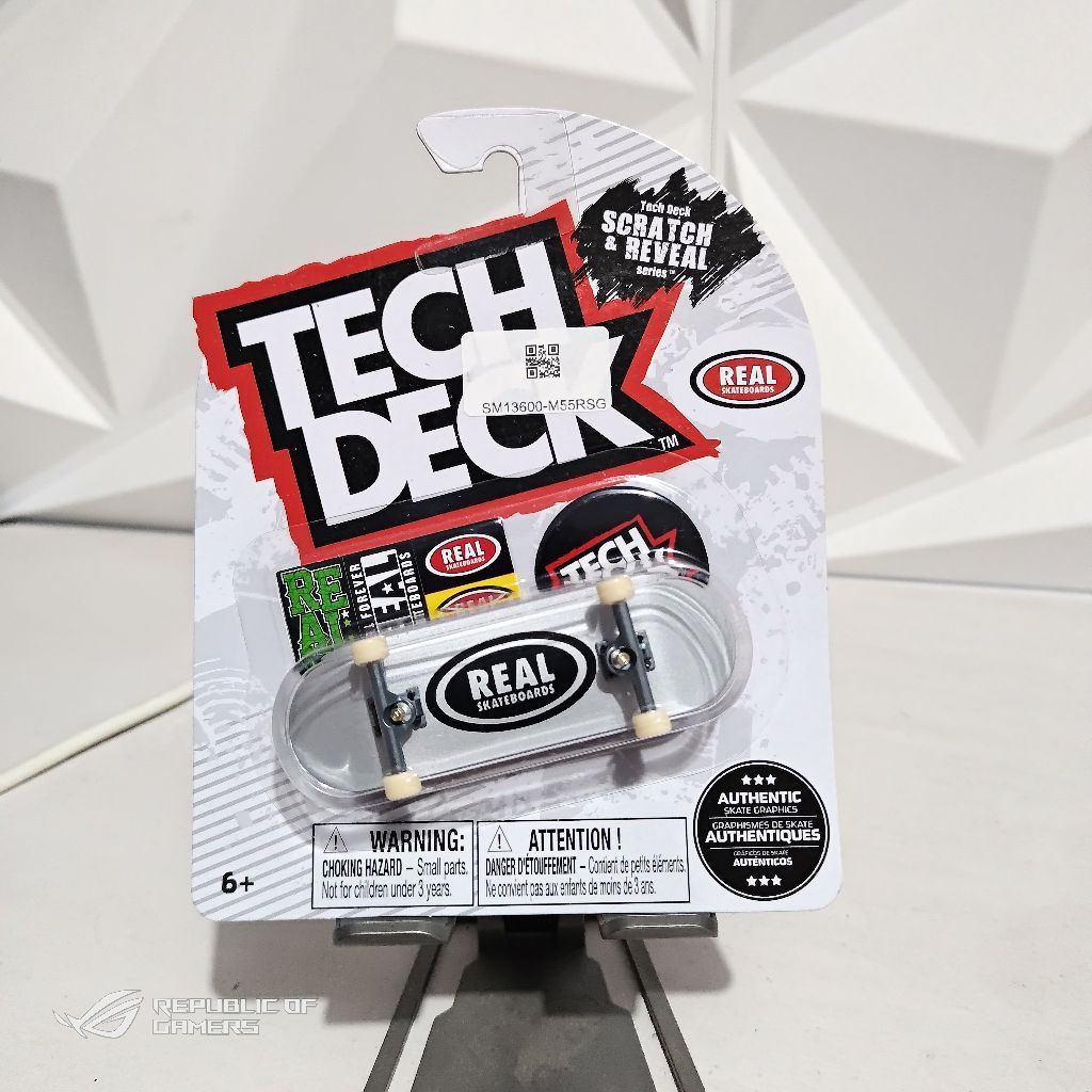 Tech Deck Scratch & Reveal Series fingerboard mini skateboard REAL Skateboards 6+