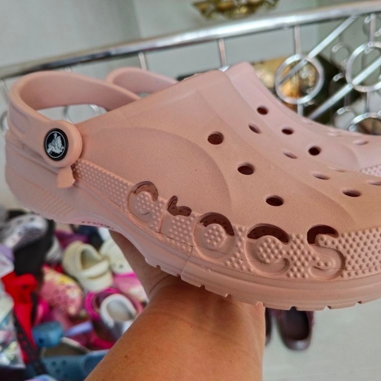 Crocs Original tapi rijek.an Pabrik, digunting lem ulang