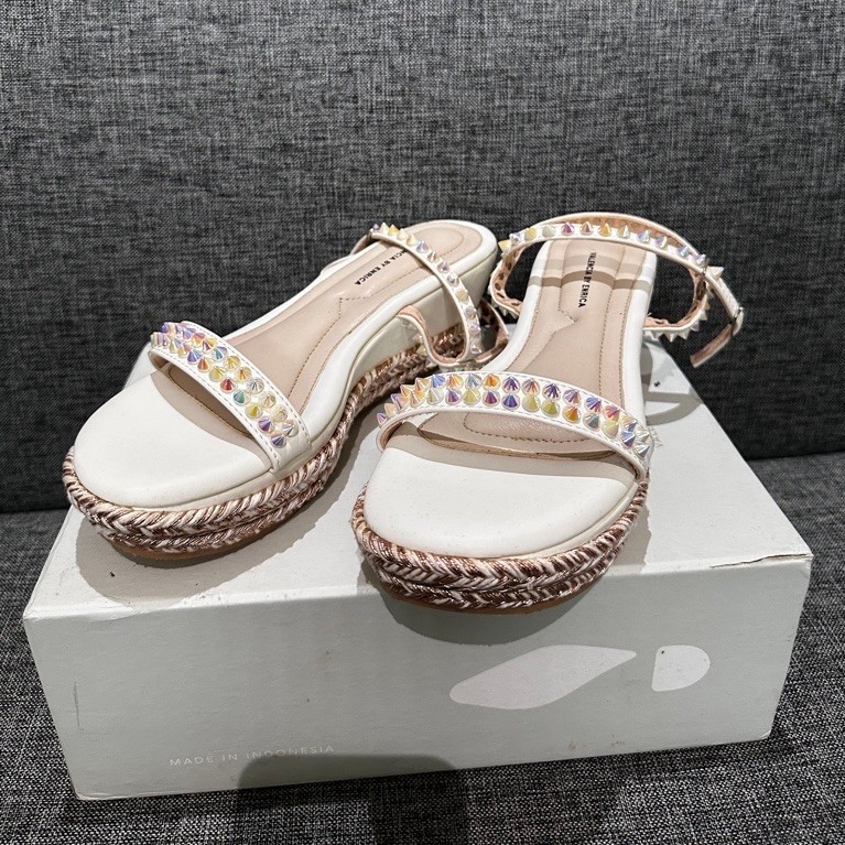 Sandal Valencia by Enrica size 39 NBU