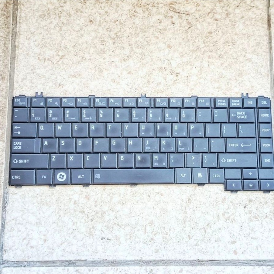 Keyboard Laptop Toshiba Satelite C640