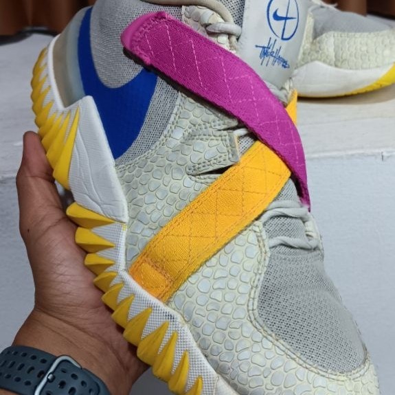 sepatu nike zoom