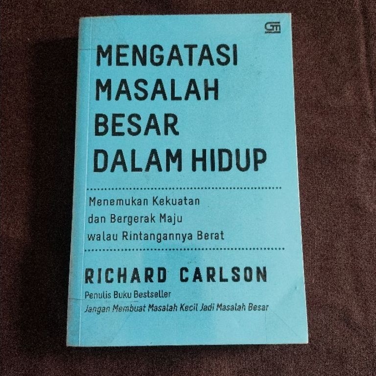 Buku Mengatasi Masalah Besar Dalam Hidup