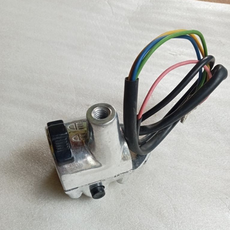 Holder Kiri Saklar Kiri Yamaha V75 V 75 DX