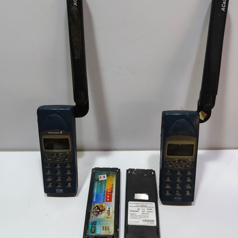 Ericsson R190 Satelit 2 unit hidup batre jelek