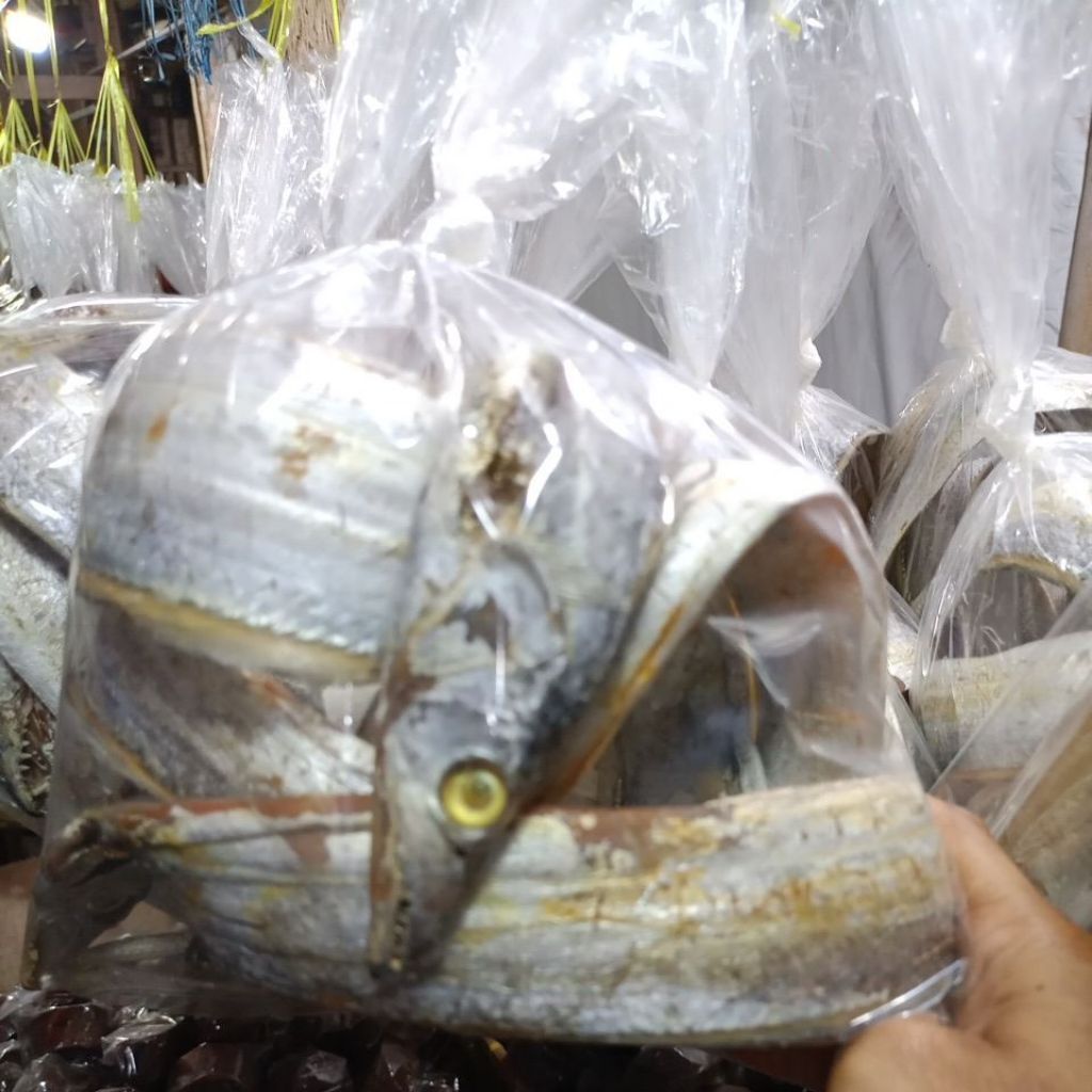 Ikan asin Layur Besar