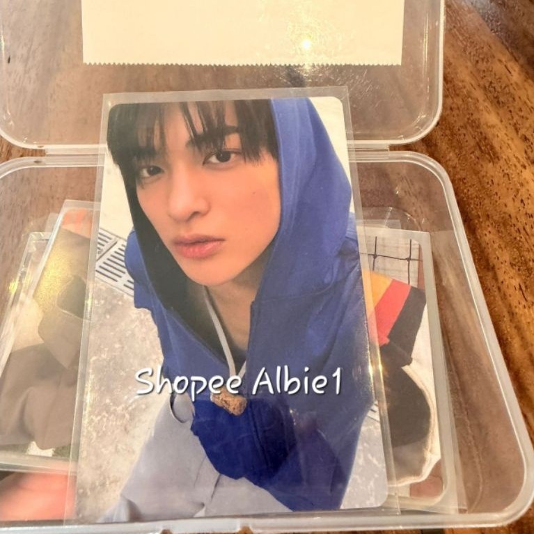 [READY STOCK] PHOTOCARD OFFICIAL CORTIS KEONHO YZY HOODIE