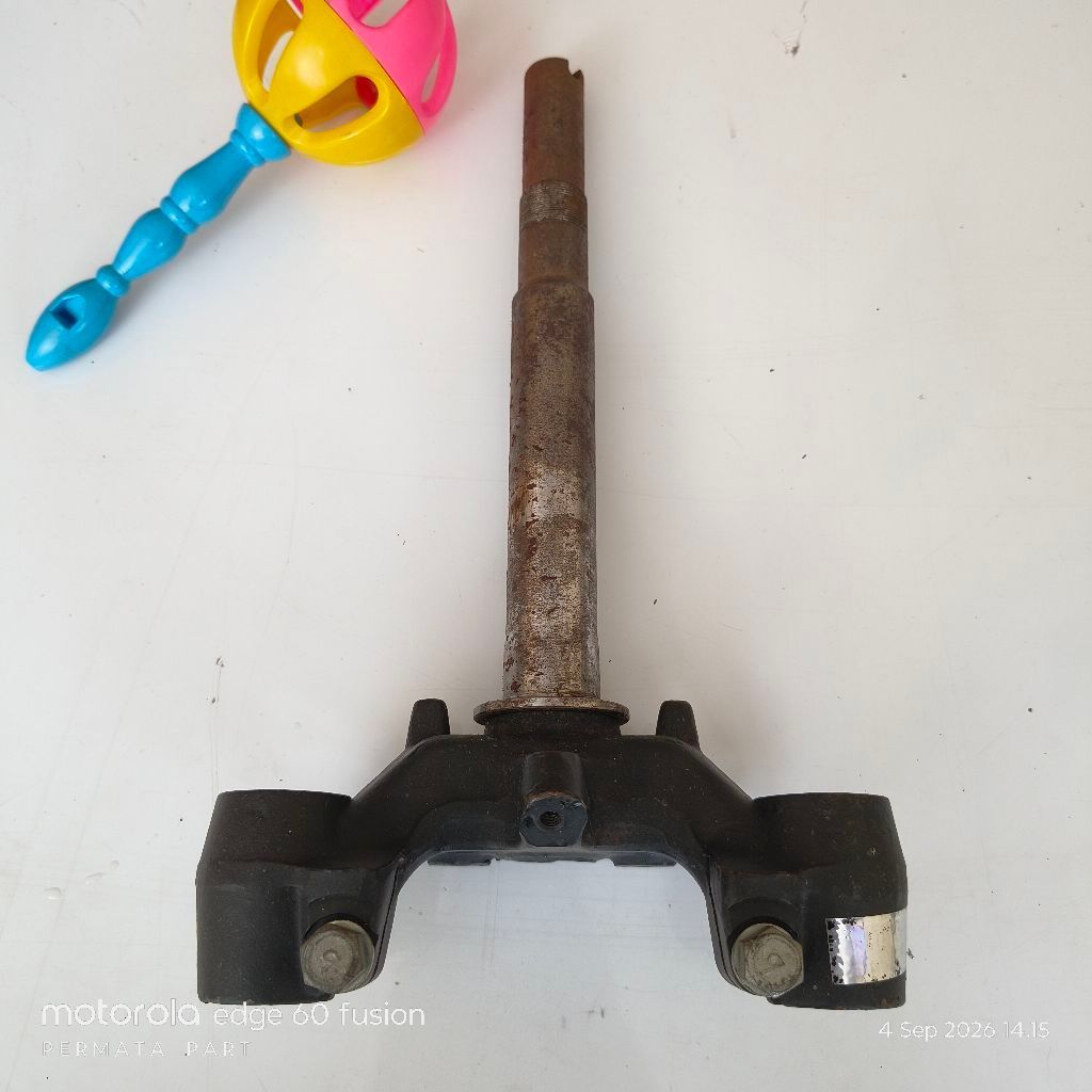segitiga T shock sekok depan yamaha fizr fiz force one crypton jupiter vega old lama ori original ya