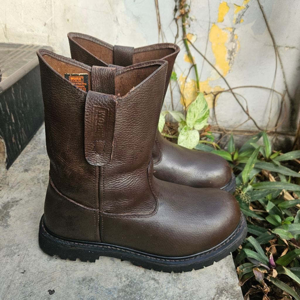 sepatu safety boots second worx by redwing size 44(28cm)