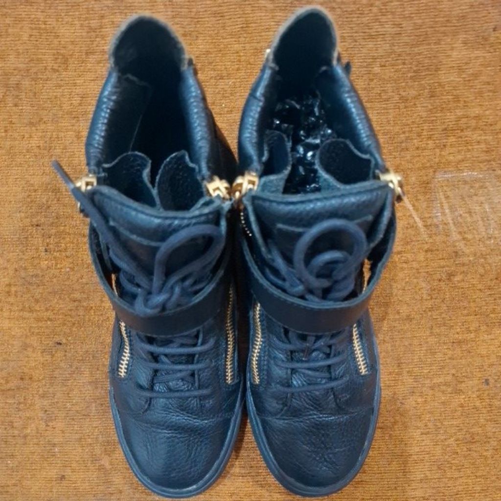 Sepatu Giuseppe Zanotti Leather Black High Size 38,5