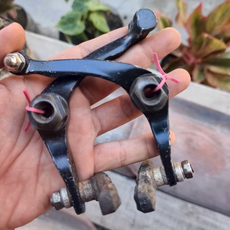 Xbrake Alloy untuk frame Elevated Chainstay