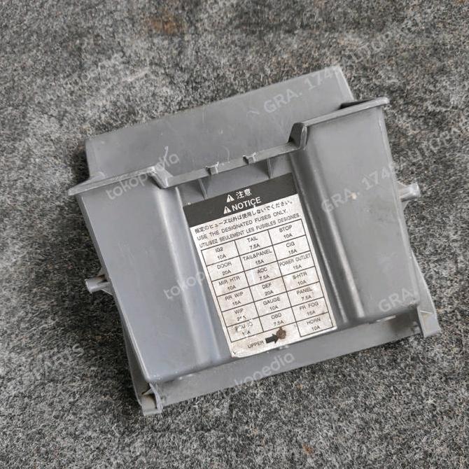 COVER SIKRING DASHBOARD TOYOTA RAV4 GEN2 XA20 SECOND