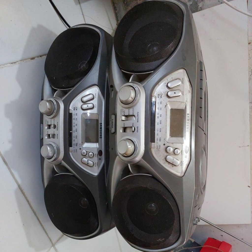 Samsung Portabel VCD System RCD-V530 VCD Radio Tape Player