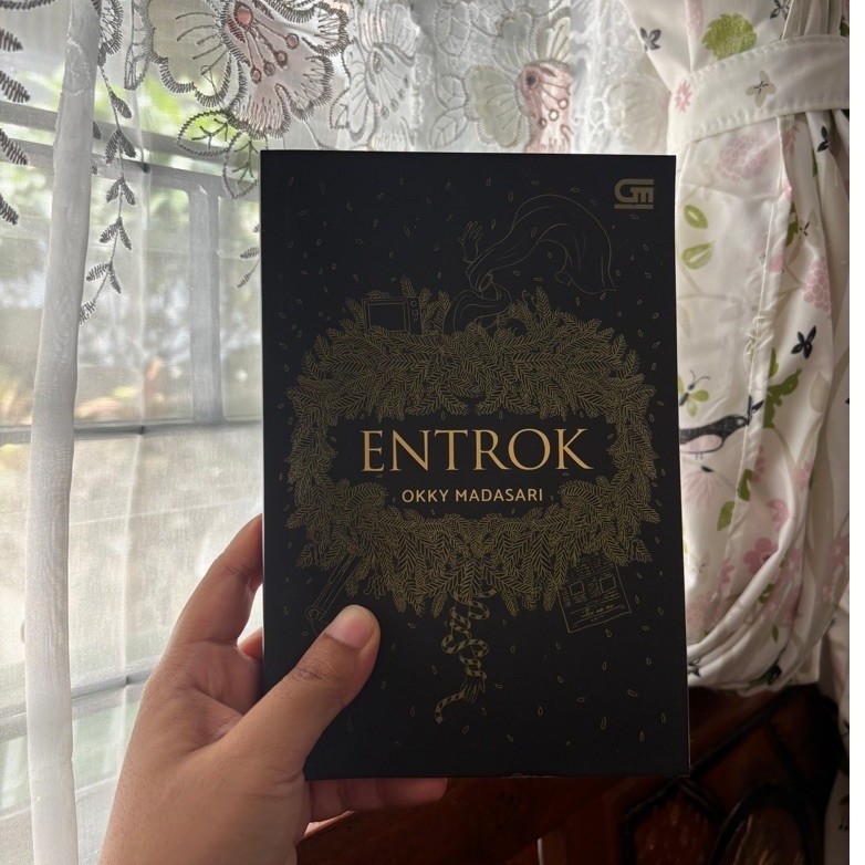 ENTROK Okky Madasari Buku Fiksi Historical Original Preloved 288 Halaman Indonesia