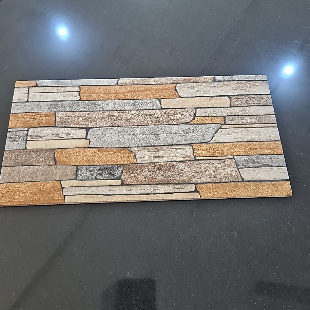 keramik 20x40 dinding batu alam bukares kw1/keramik motif batu alam/keramik kamar mandi