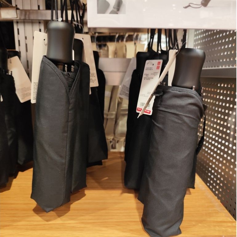 Payung Compact UV Protection Uniqlo