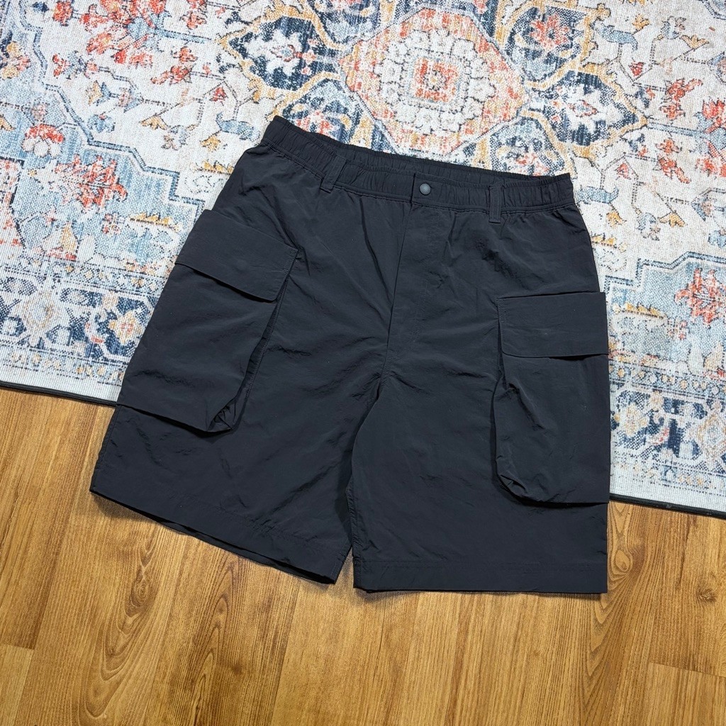 CELANA PENDEK UNIQLO UTILITY CARGO