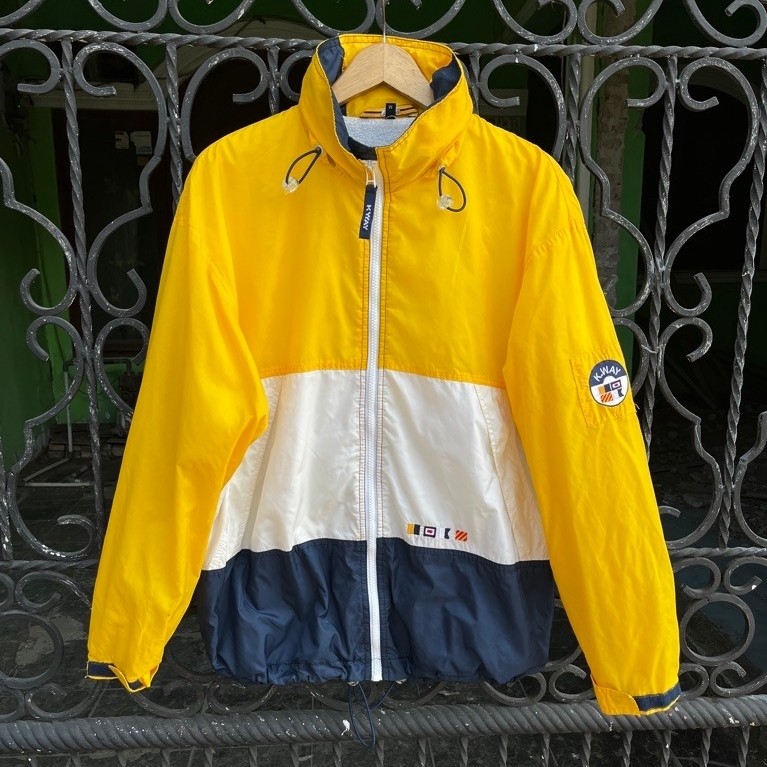 windbreaker KWAY waterproof