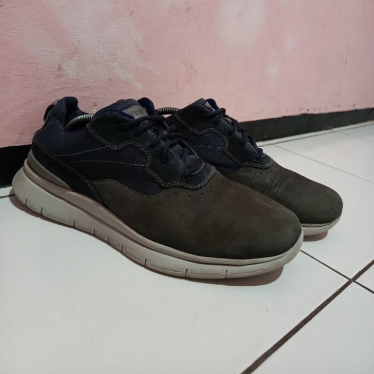 Sepatu Sneakers Rockport Mens Stewart Plain Toe size - 44