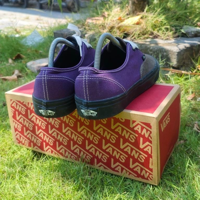 vans authentic sidewall black gothic era