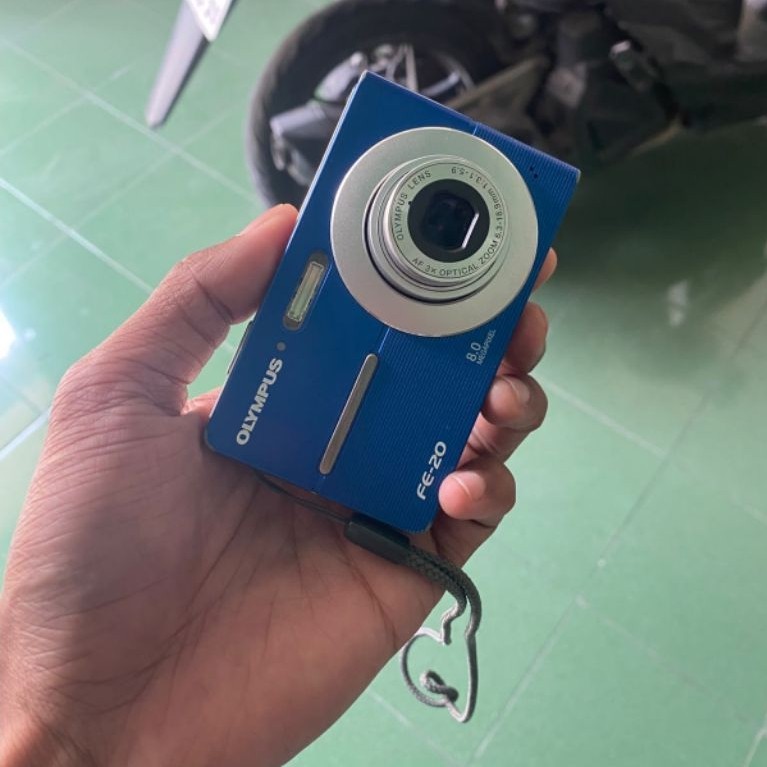 Olympus fe 20