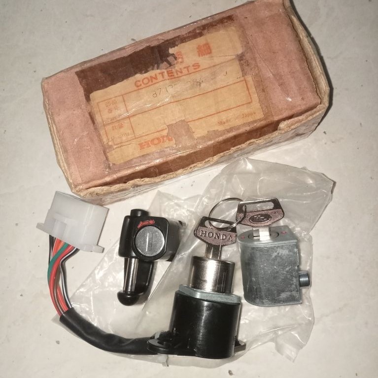 keyset kunci kontak set honda c70 C70 nos content