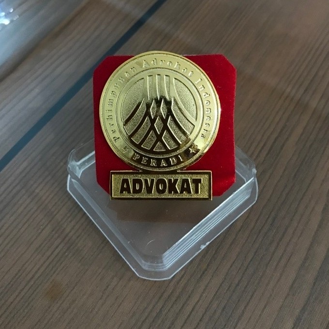 Pin Advokat Peradi