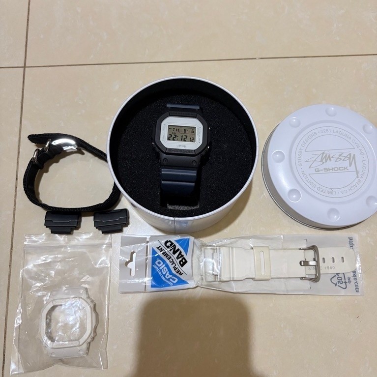 G Shock dw 5600 Stussy