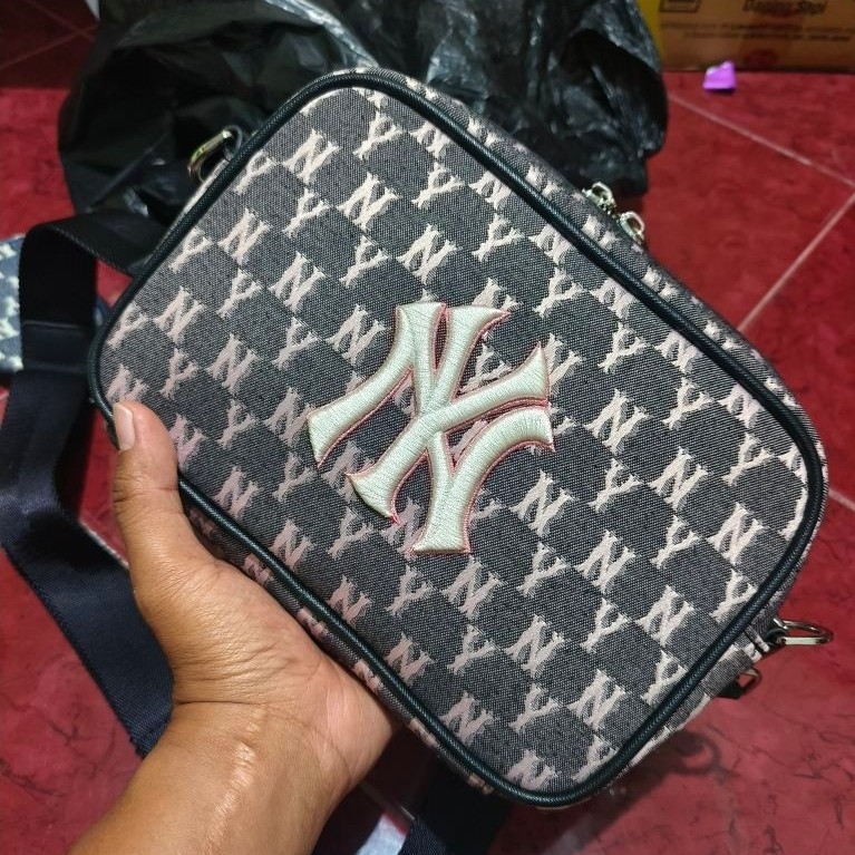 Tas Selempang Pria MLB Original Kondisi Second Pemakaian
